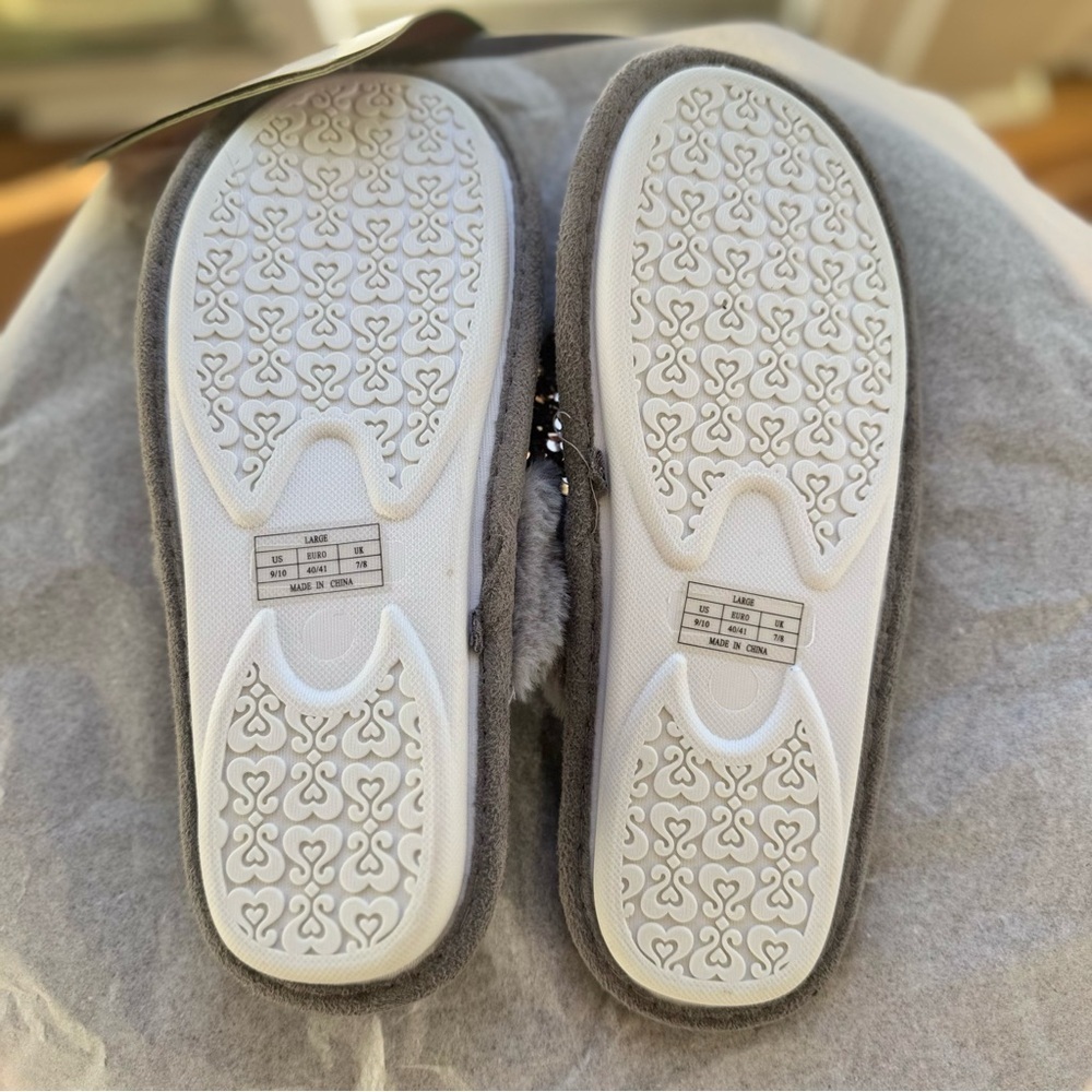 Smart Trend Reversible Sequin Slippers Women's Size 9/10 Gray Gold Silver NWT - Picture 9 of 10